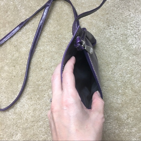 David King Boston Purple Crossbody Bag - Picture 5 of 6